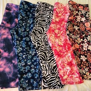 5 pairs of brand new- 1 pair with tags Terra&Sky Women’s 2x Capri leggings
